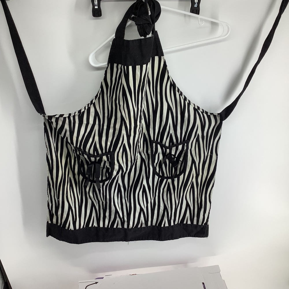 Gourmet Club Zebra Print Apron Black White‎ Halter Neck Front Pockets Bows